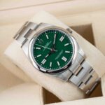 Rolex Oyster Perpetual 124300 2023
