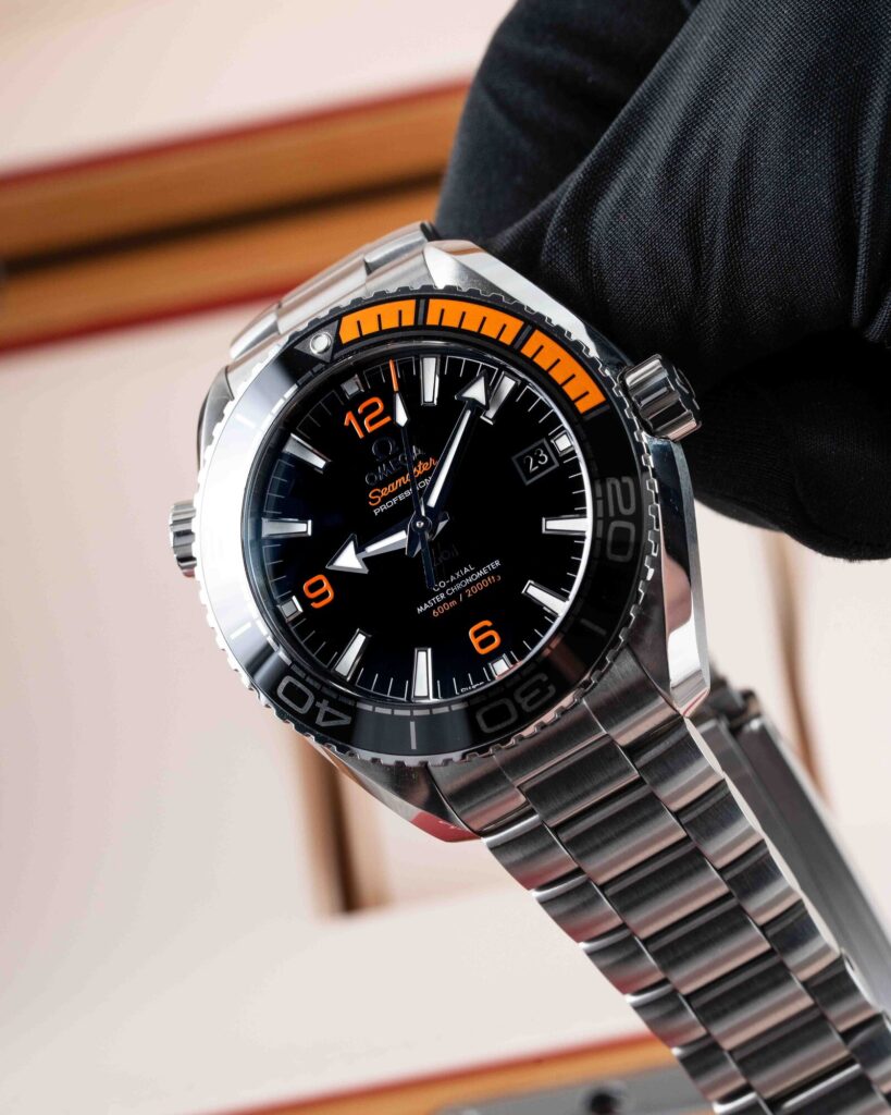 Omega Seamaster Planet Ocean 215.30.44.21.01.002 2024