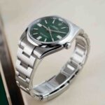 Rolex Oyster Perpetual 124300 2023