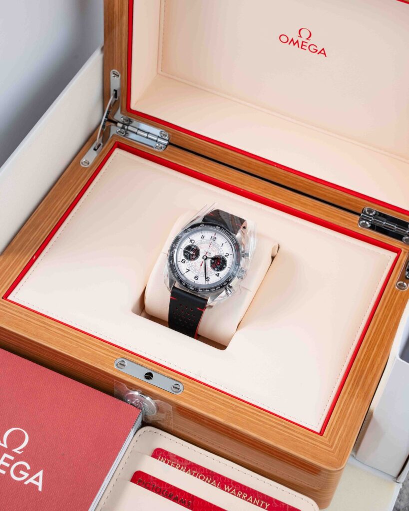Omega Speedmaster Chronoscope 329.32.43.51.02.001 2024