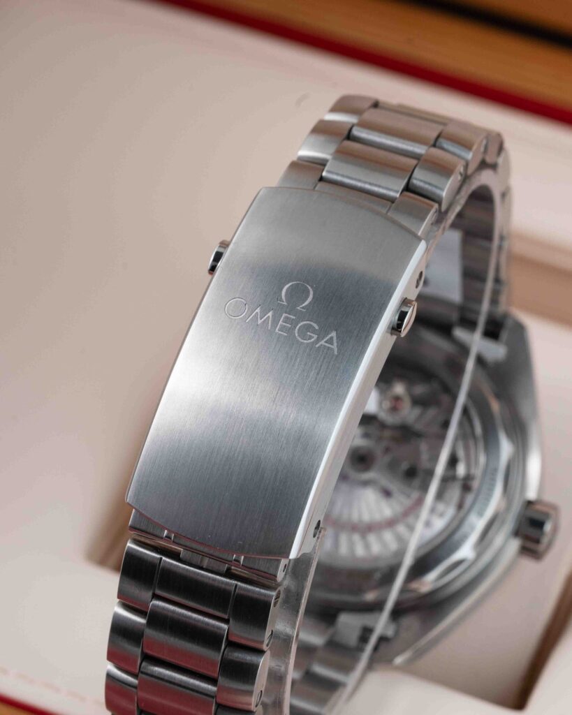 Omega Seamaster Planet Ocean 215.30.44.21.01.002 2024