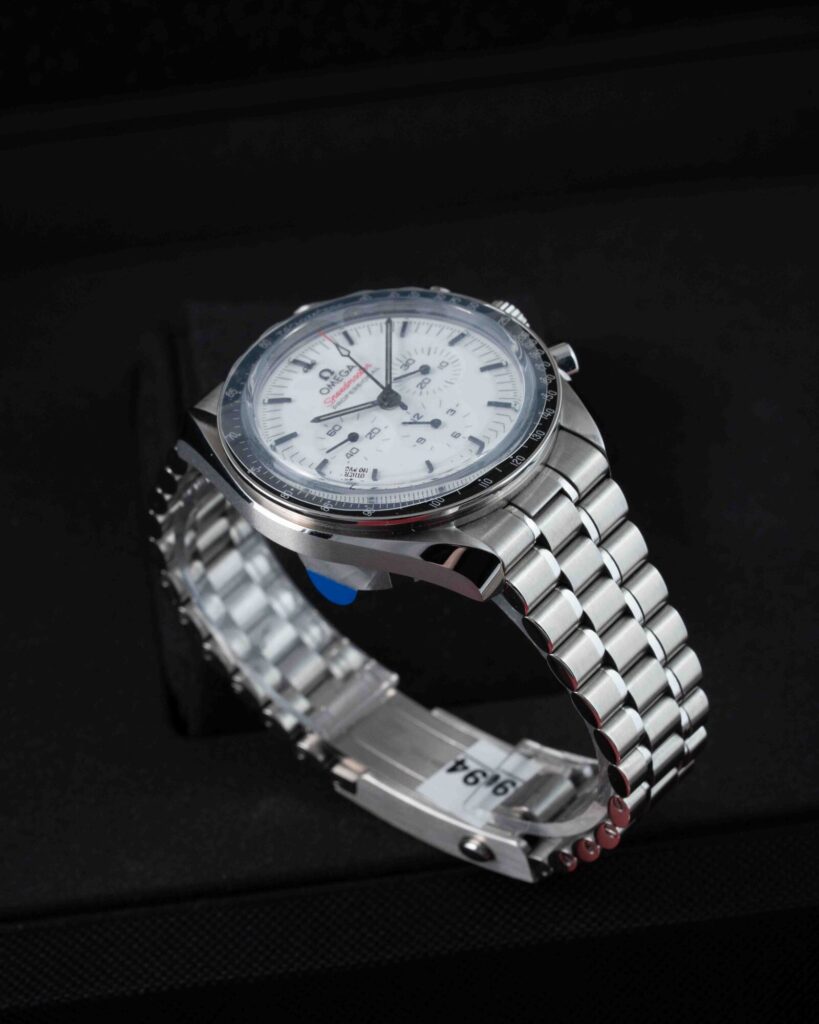 Omega Speedmaster 31030425004001 2024