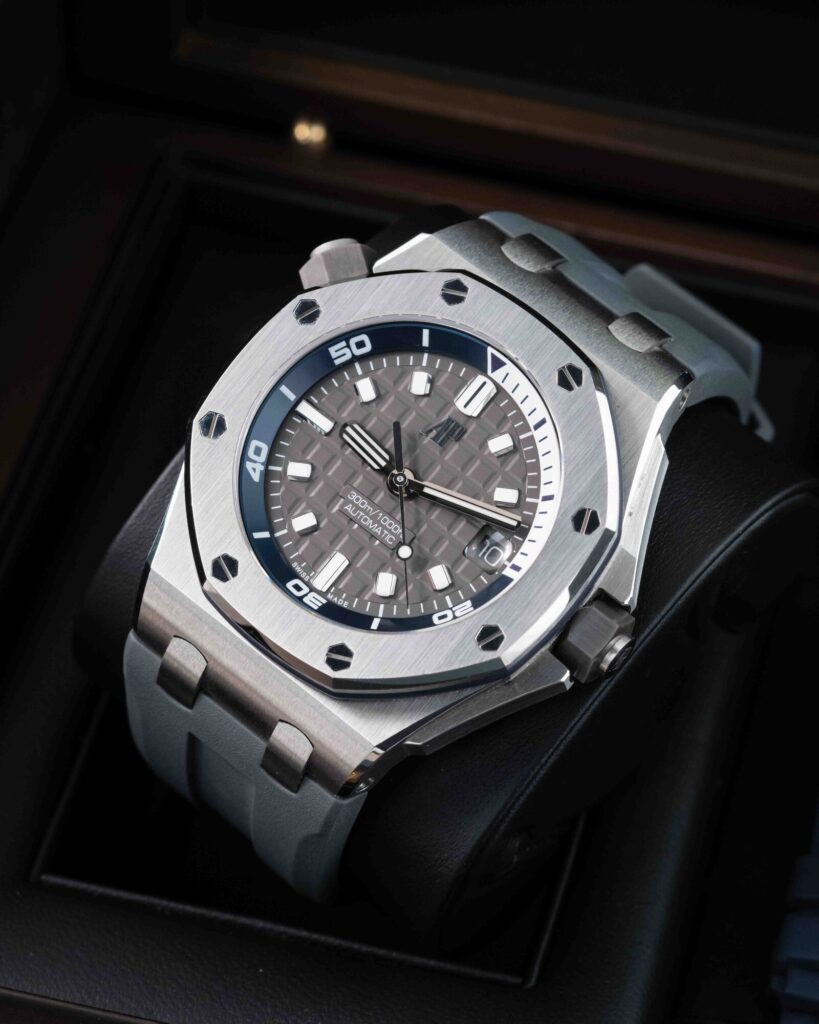 Audemars Piguet Royal Oak Offshore Diver 15720ST.OO.A009CA.01 2023