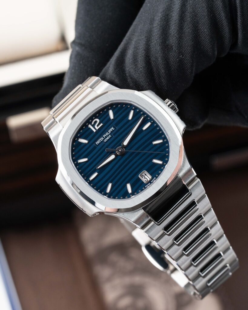 Patek Philippe Nautilus 7118/1A-001