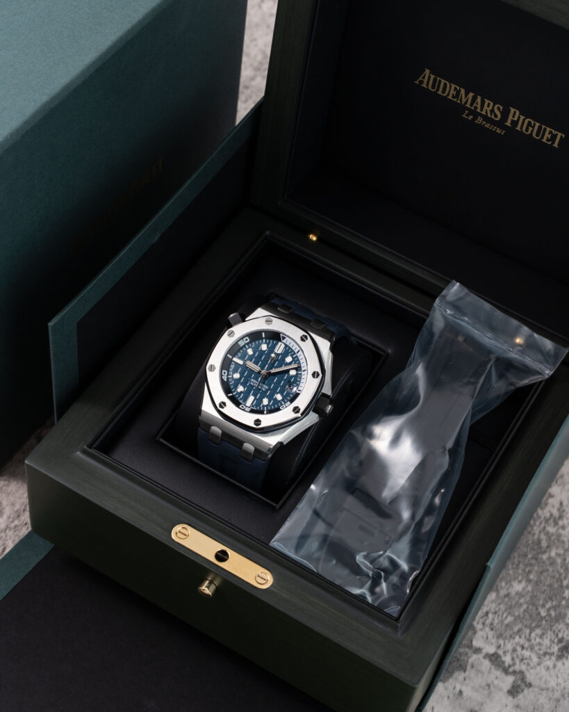 Audemars Piguet Royal Oak Offshore Diver 15720ST.OO.A027CA.01 2024