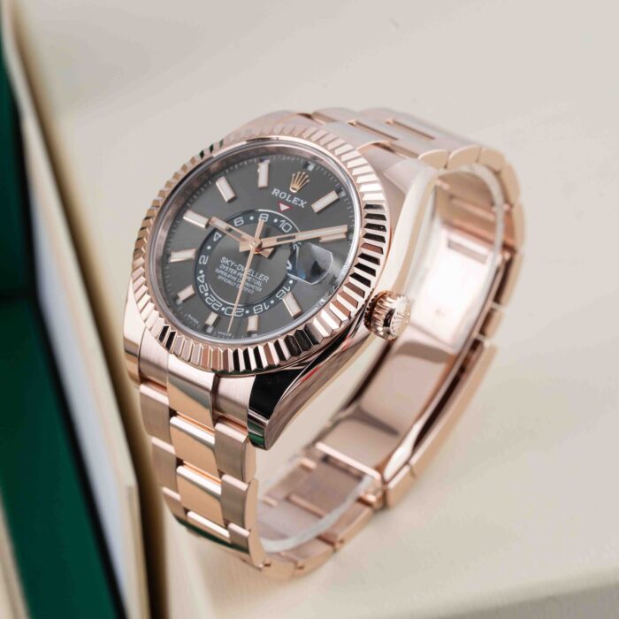 2c3f7c16-490d-4131-8cca-2dd1a8d9f47b.jpg
