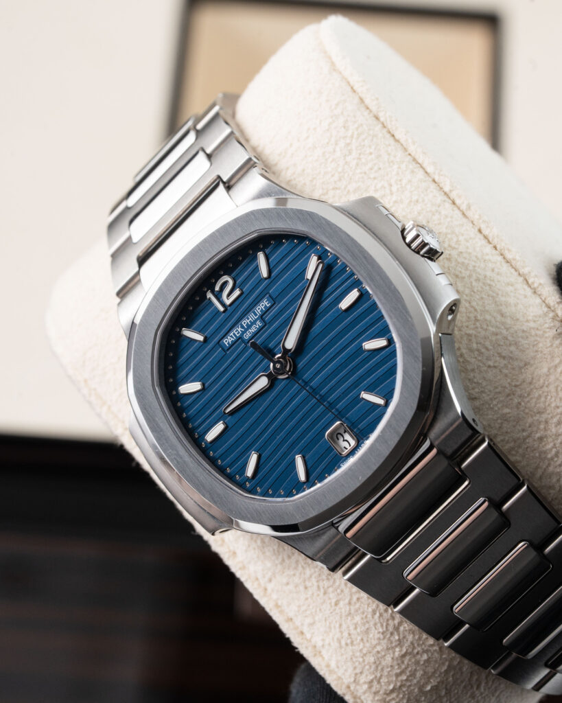Patek Philippe Nautilus 7118/1A-001