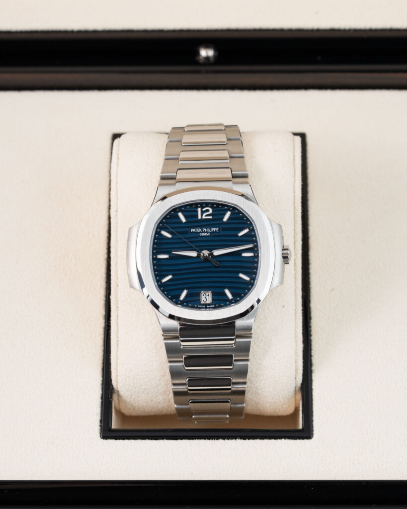 Patek Philippe Nautilus 7118/1A-001