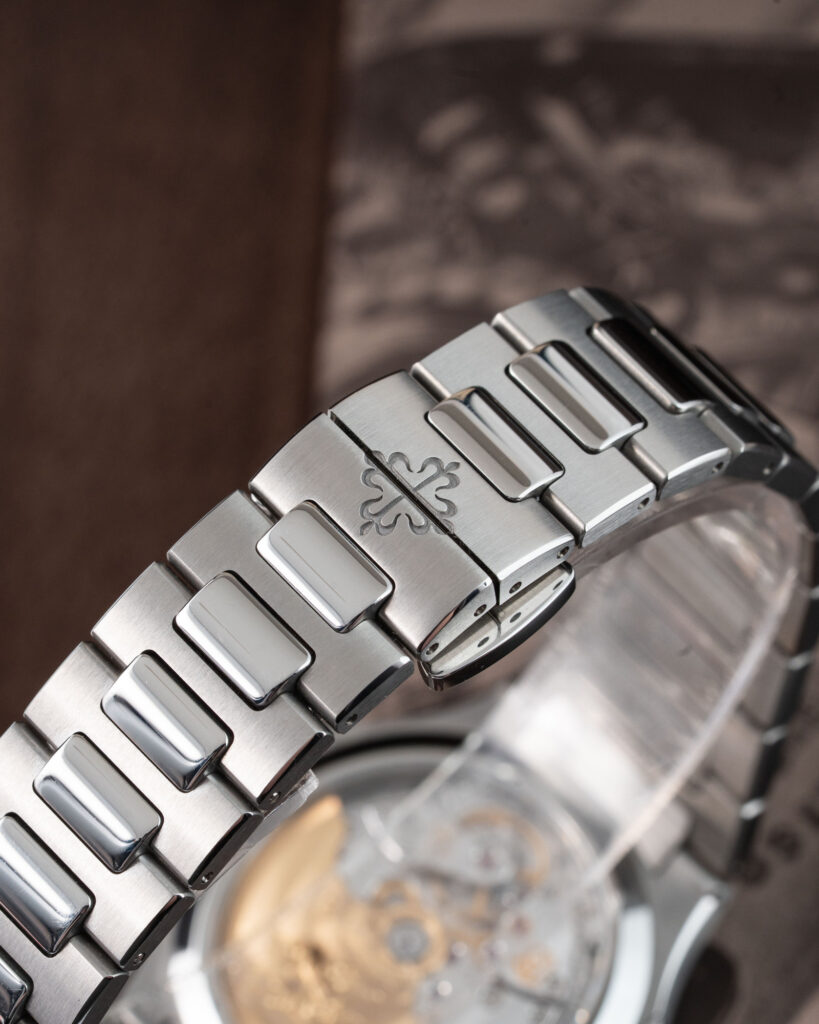 Patek Philippe Nautilus 7118/1A-001