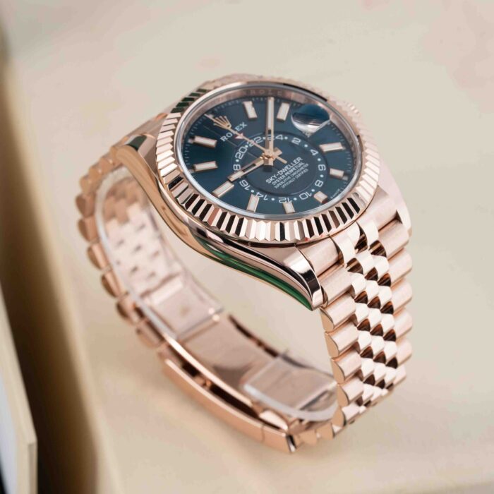 668aef40-c62f-4a81-bbba-7d7330ff58b3.jpg