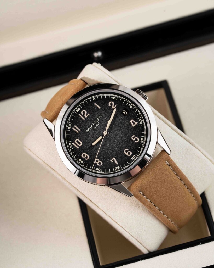 Patek Philippe Calatrava 5226G-001 2025