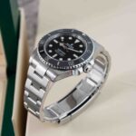 Rolex Submariner 124060 2022