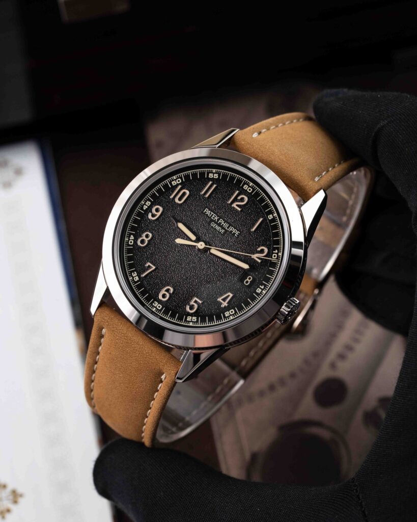 Patek Philippe Calatrava 5226G-001 2025