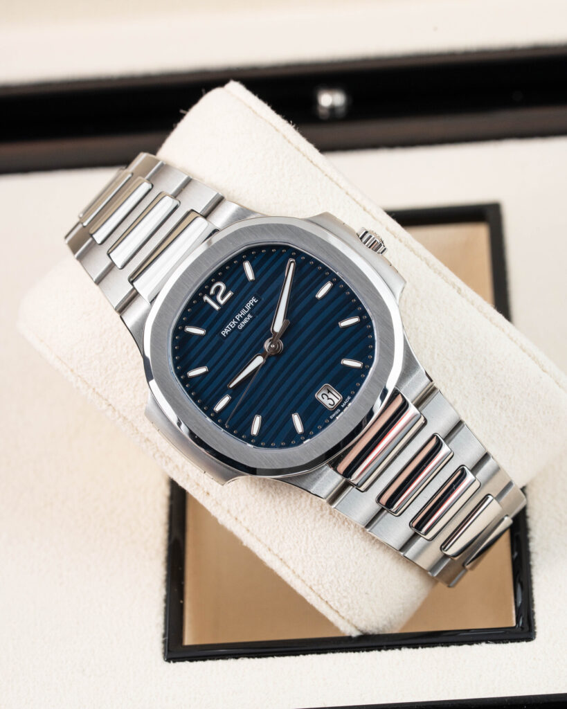 Patek Philippe Nautilus 7118/1A-001