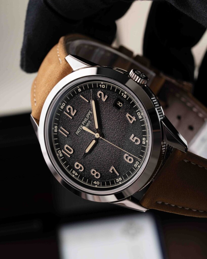 Patek Philippe Calatrava 5226G-001 2025