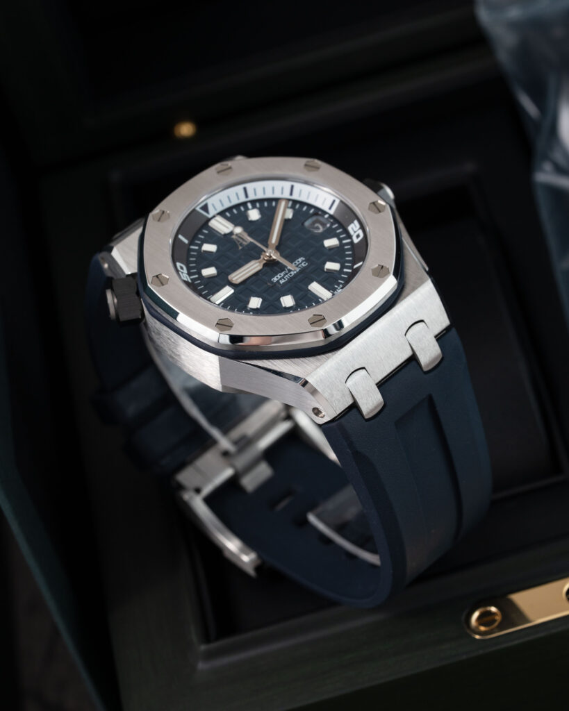 Audemars Piguet Royal Oak Offshore Diver 15720ST.OO.A027CA.01 2024