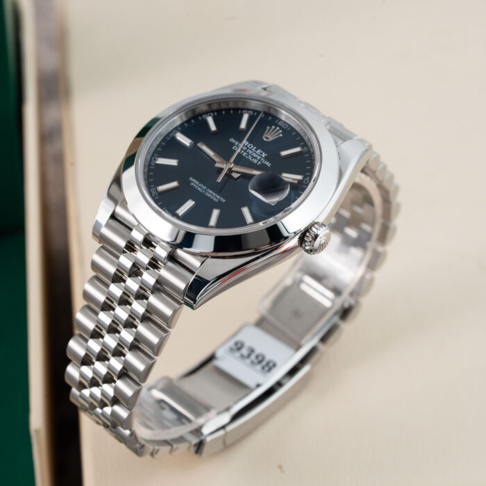 afa201ee-be92-41ff-88da-25a12eed6661.jpg