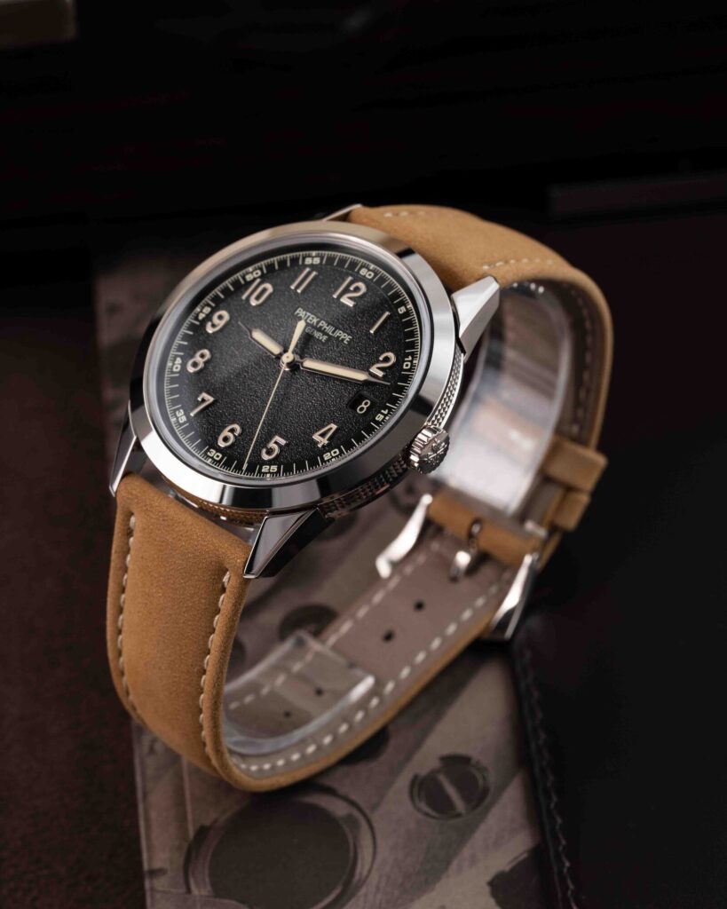 Patek Philippe Calatrava 5226G-001 2025