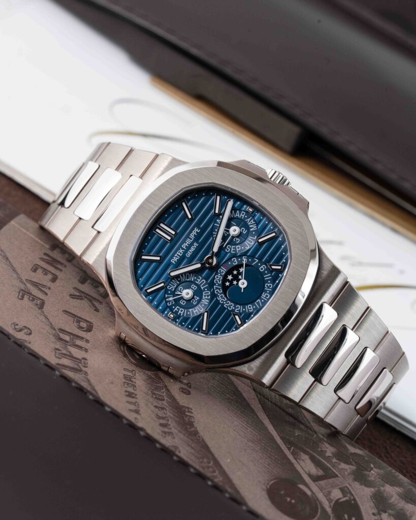 Patek Philippe Nautilus 5740/1G-001 2024