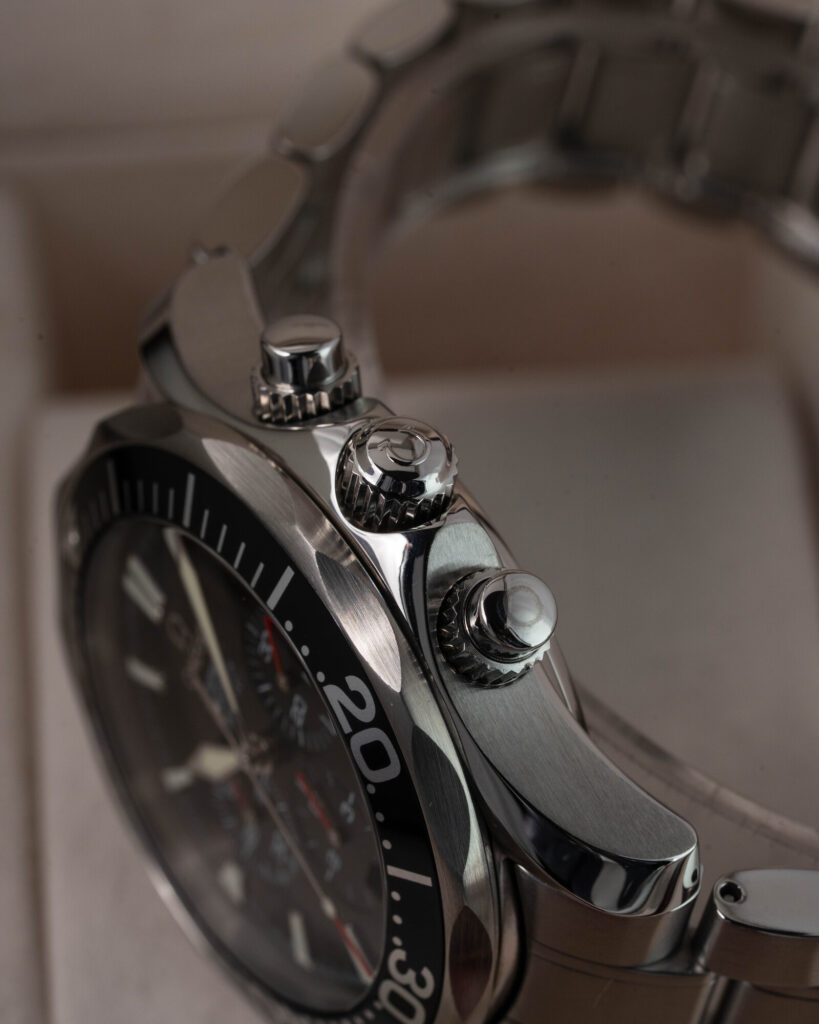 Omega Seamaster Diver 300M Americas Cup 25945000 2003