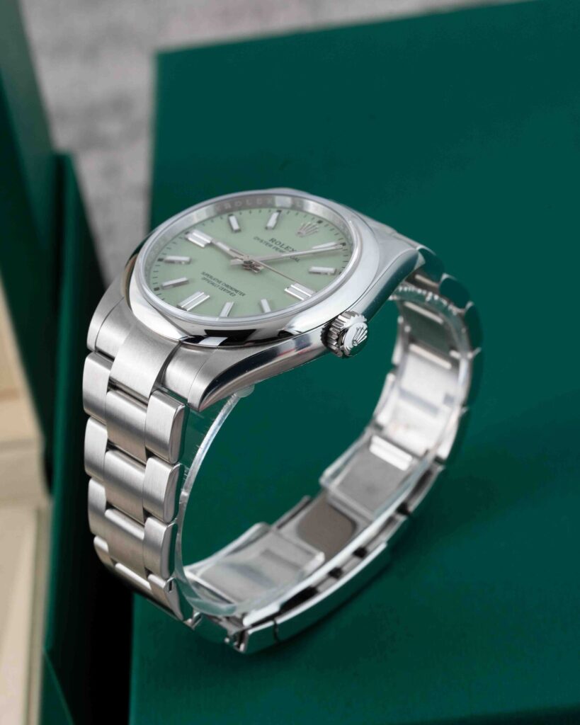 Rolex Oyster Perpetual 134300 2025