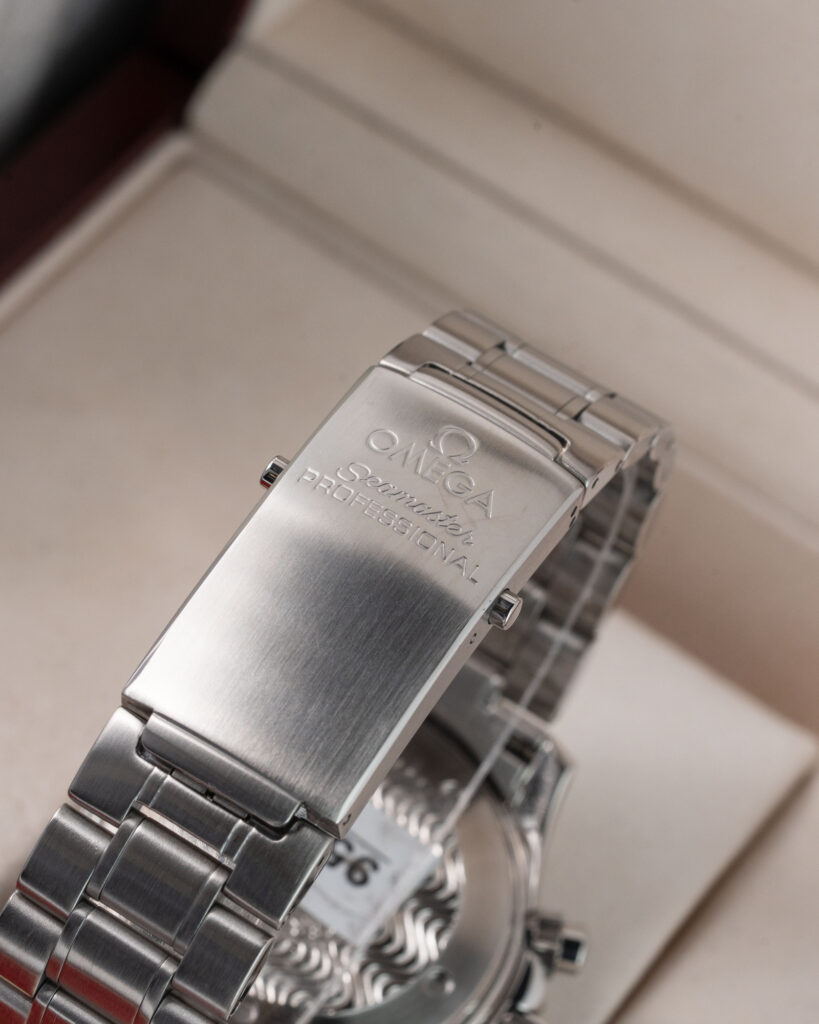 Omega Seamaster Diver 300M Americas Cup 25945000 2003