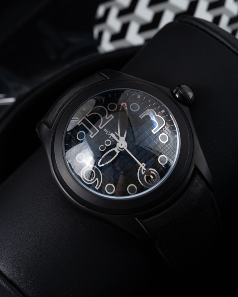 Corum Bubble 082.300.98/0061 FN30 2016