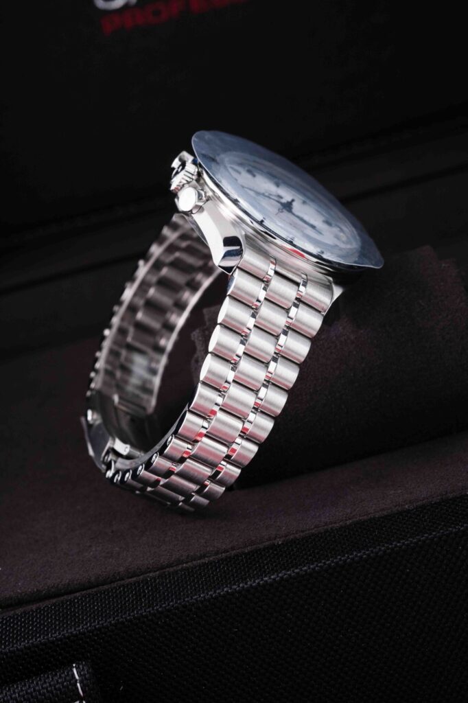 Omega Speedmaster Moonwatch 310.30.42.50.04.001 2024