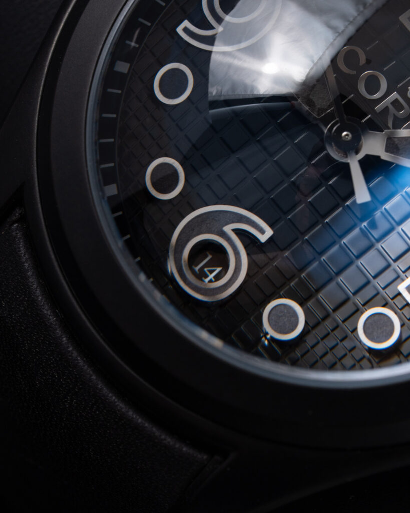 Corum Bubble 082.300.98/0061 FN30 2016