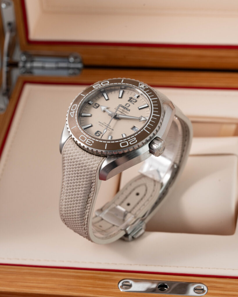 Omega Seamaster Planet Ocean 215.32.44.21.09.001 2024