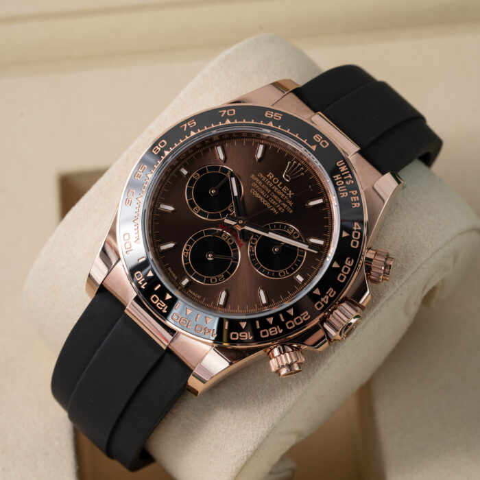 8ef953eb-476f-40a9-8eb0-05242eb59359.jpg