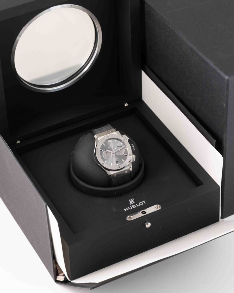 Hublot Classic Fusion Chronograph 541.NX.7070.LR 2022