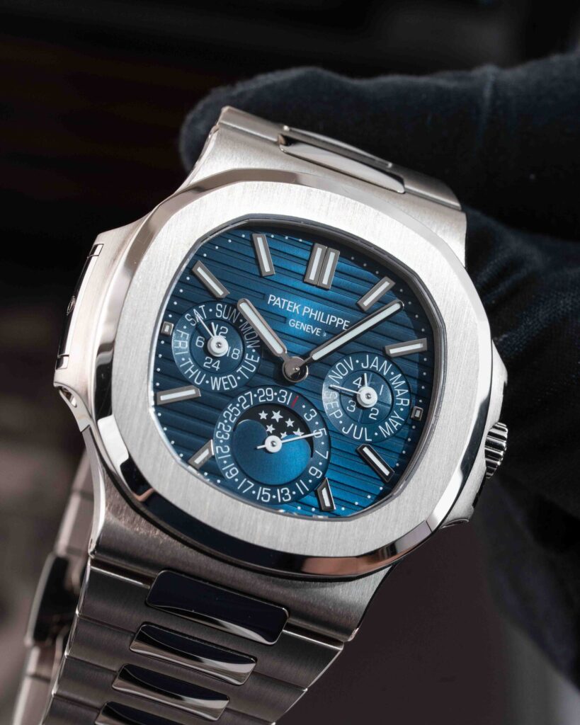 Patek Philippe Nautilus 5740/1G-001 2024
