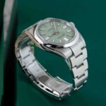 Rolex Oyster Perpetual 134300 2025