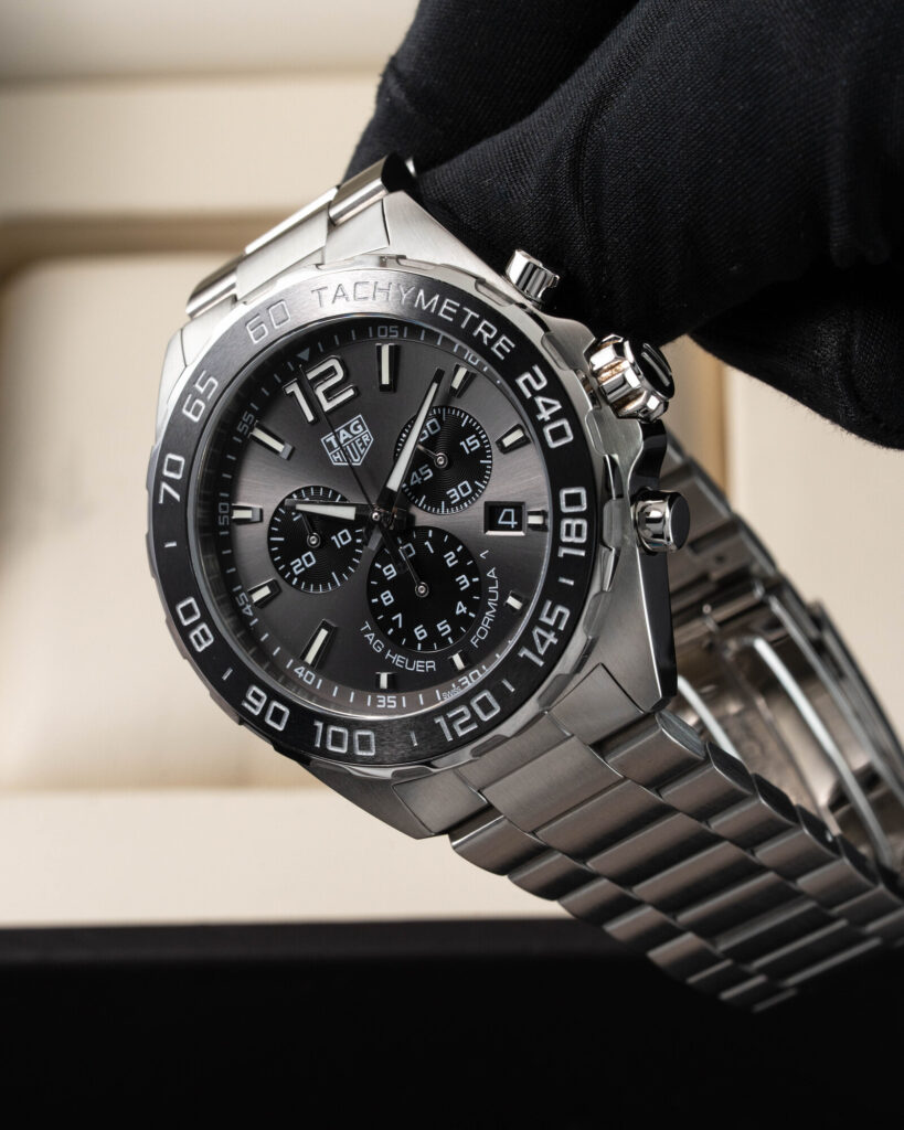 Tag Heuer Formula 1 Quartz Chronograph 43MM CAZ1011 2018