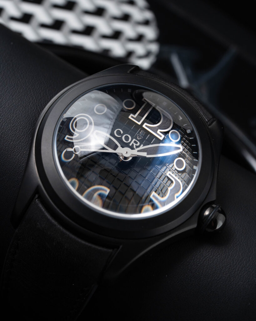 Corum Bubble 082.300.98/0061 FN30 2016