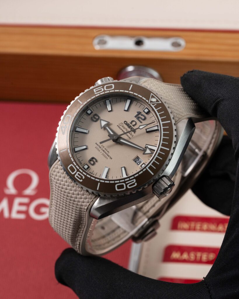 Omega Seamaster Planet Ocean 215.32.44.21.09.001 2024
