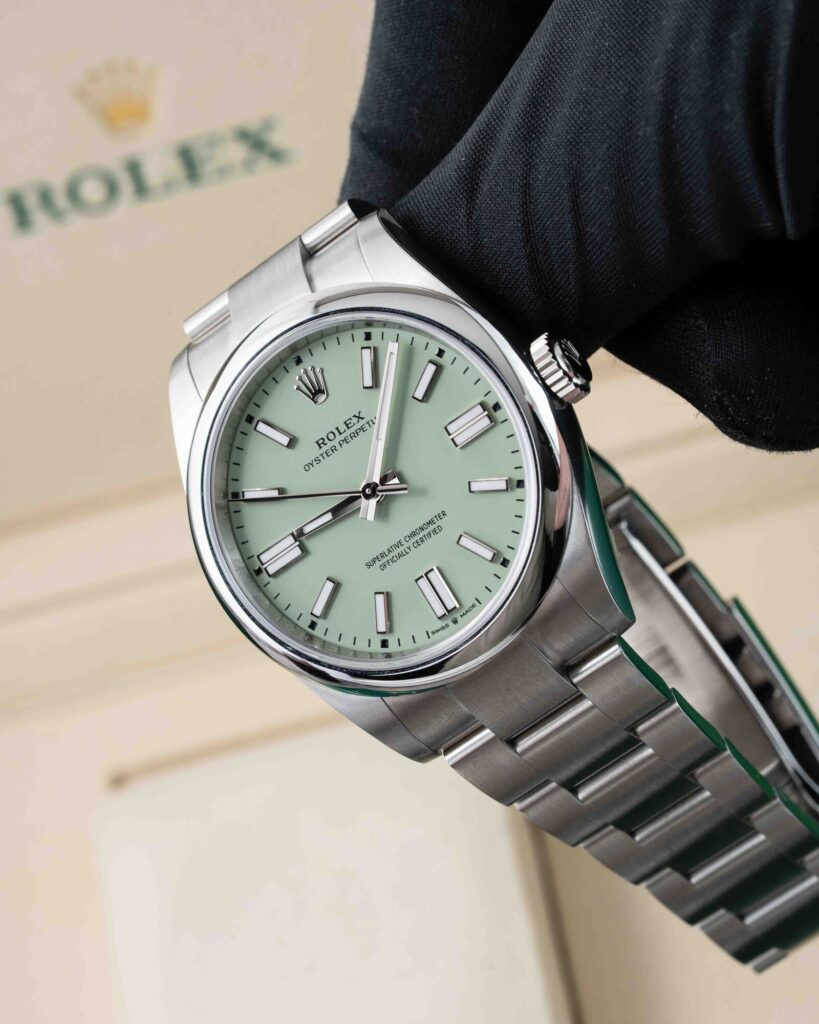 Rolex Oyster Perpetual 134300 2025