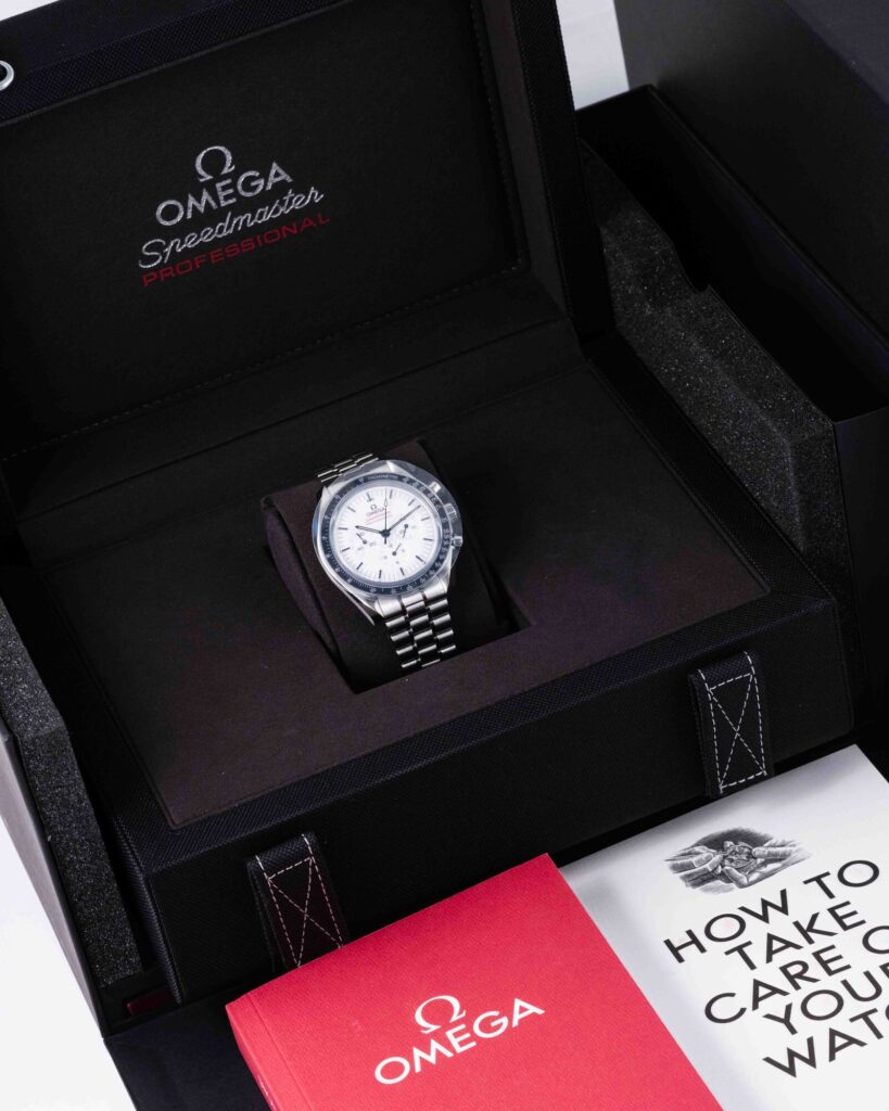 Omega Speedmaster Moonwatch 310.30.42.50.04.001 2024