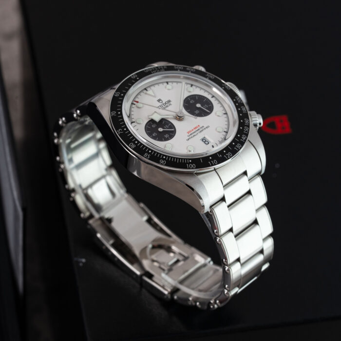 ebc20160-4d43-4a1a-b9b8-64ef6ce0062c.jpg