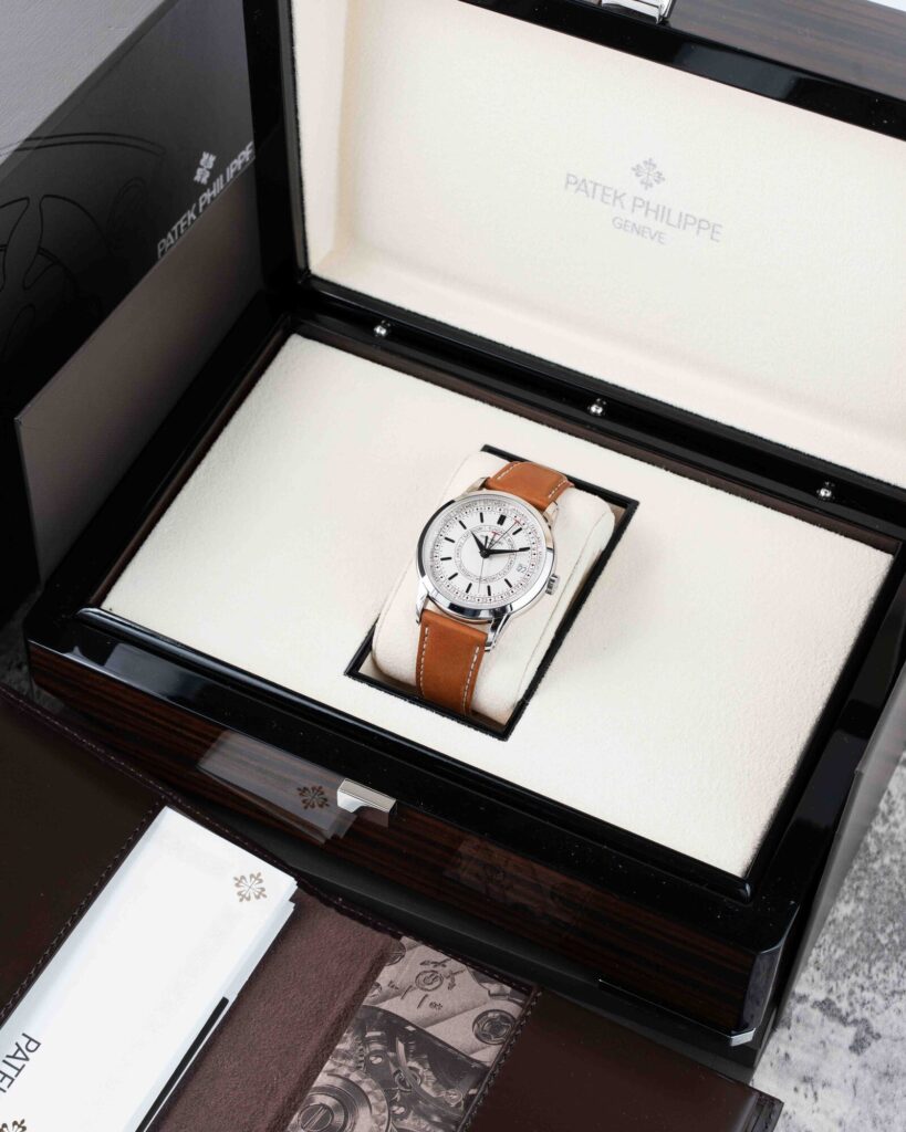 Patek Philippe Calatrava 5212A-001 2025