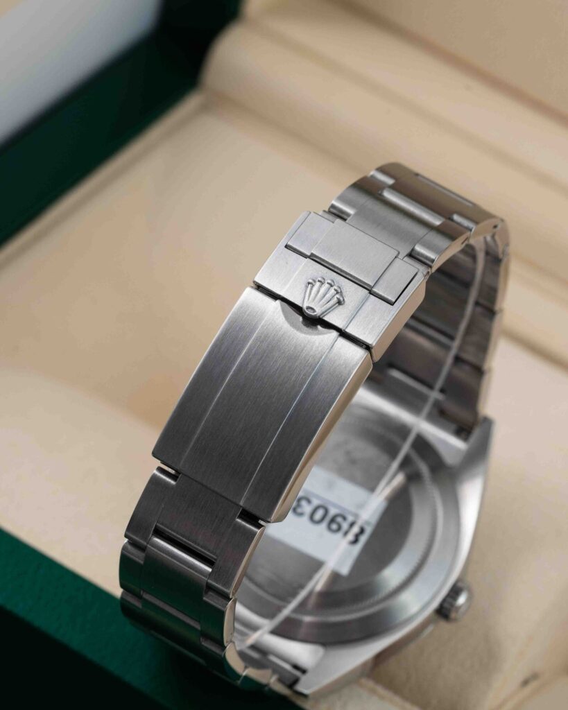 Rolex Explorer 214270