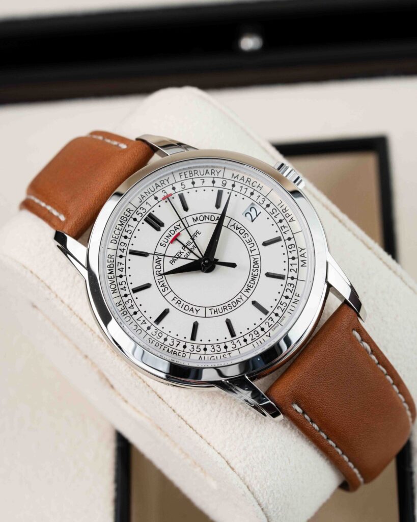Patek Philippe Calatrava 5212A-001 2025