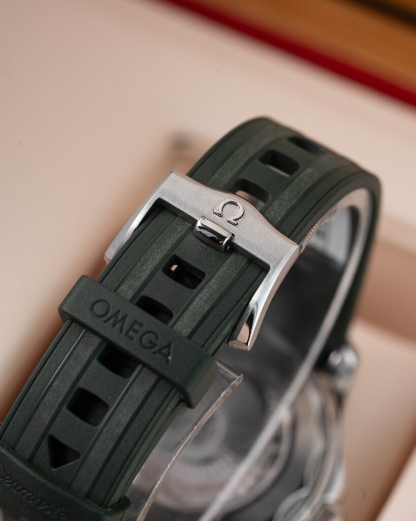 Omega Seamaster 210.32.42.20.10.001 2025