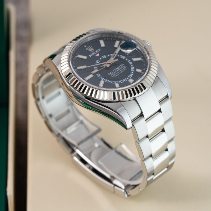 692d07b4-82fd-4d3d-b4e3-e7b39f64b355.jpg