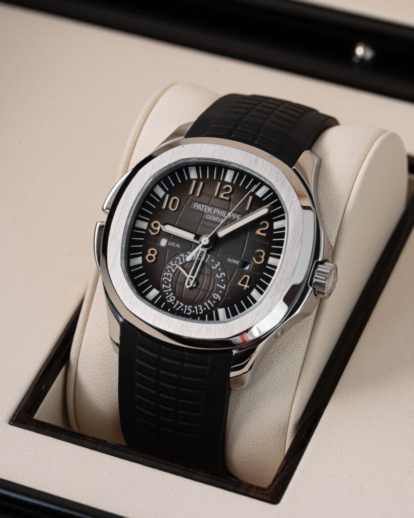 Patek Philippe Aquanaut 5164A-001 2018