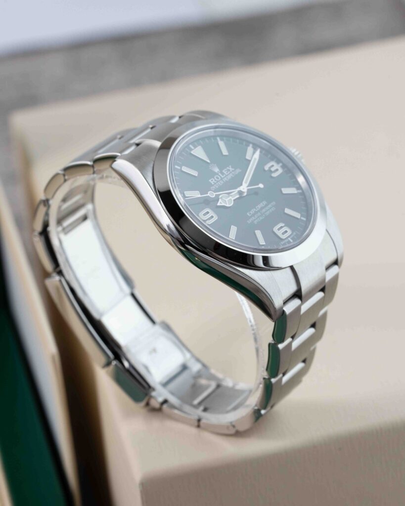 Rolex Explorer 214270