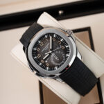 Patek Philippe Aquanaut 5164A-001 2018