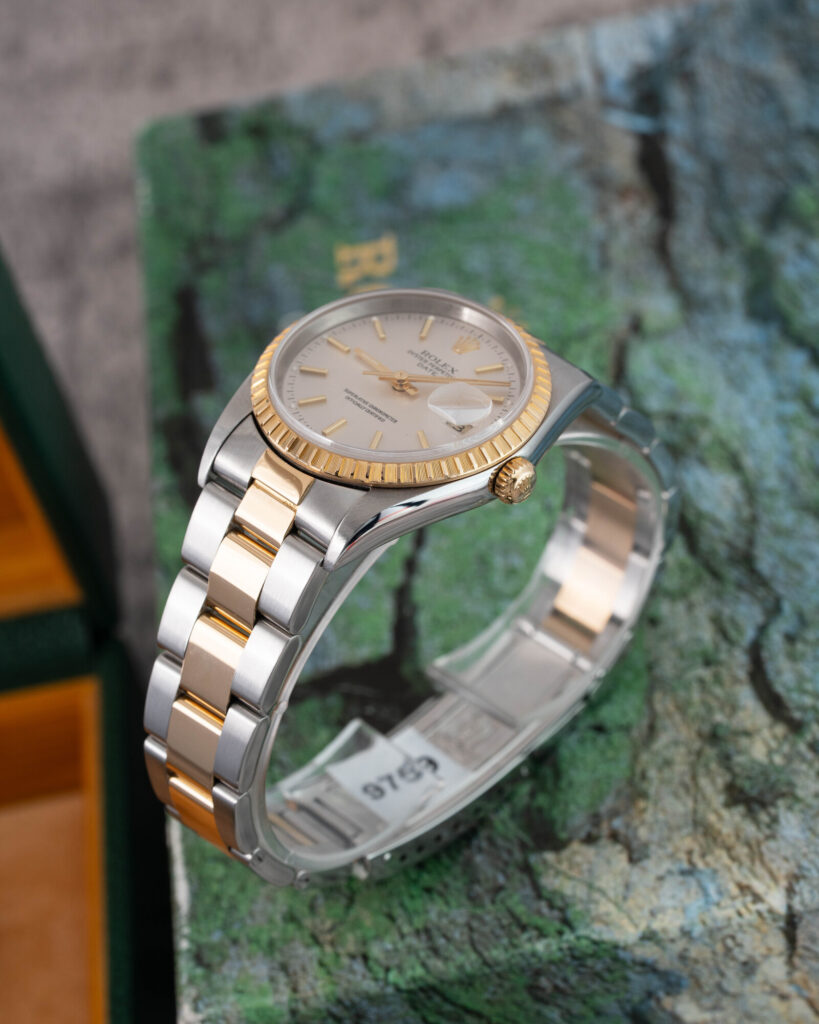 Rolex Oyster Perpetual Date 15223 2001