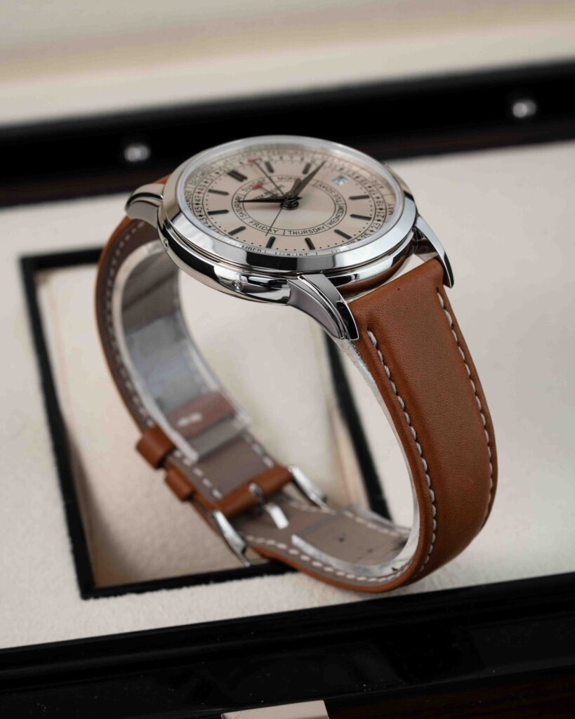 Patek Philippe Calatrava 5212A-001 2025